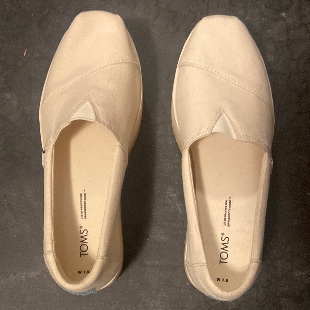 Toms Classic Beige Slip-Ons (platform)